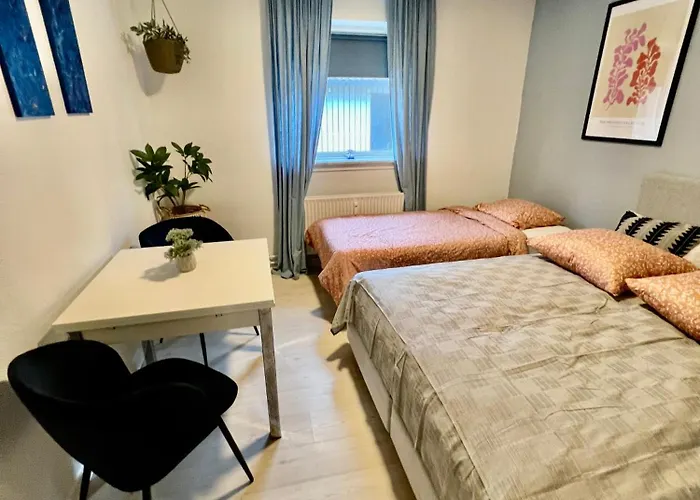 5 Minute Walk To Lego House - N3 - With Private Bathroom شقة بيلوند