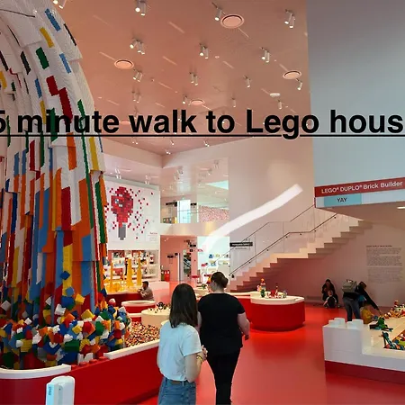 Apartment 5 Minute Walk To Lego House - N3 - With Private Bathroom *